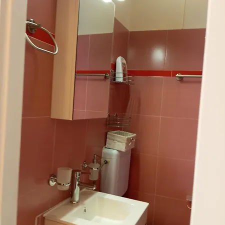 Angelos Apartment